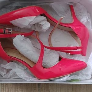 Jessica Simpson heels